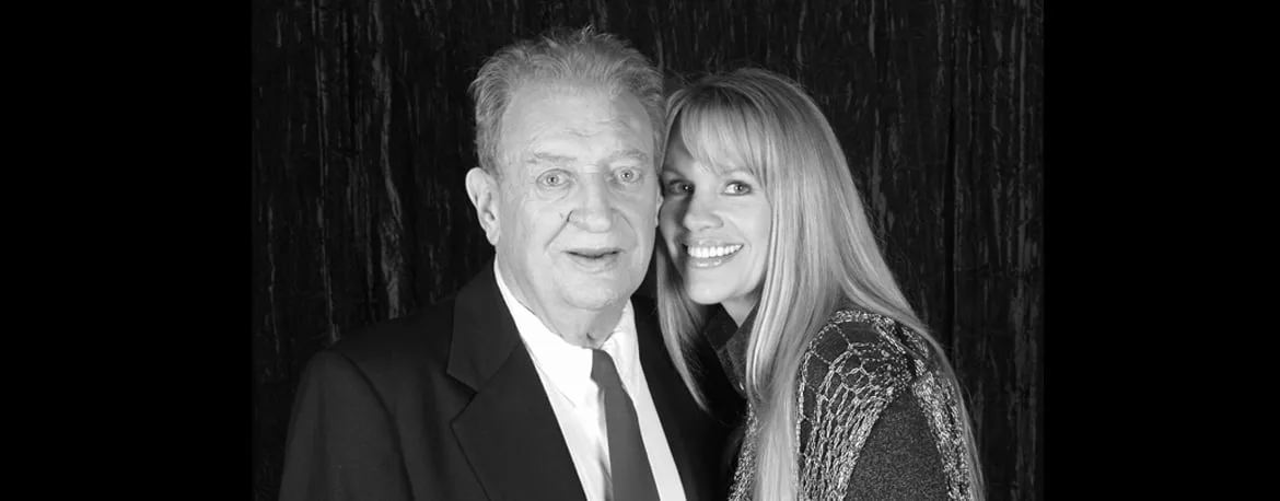 Rodney Dangerfield Close Up Portrait' Photo - Movie Star News