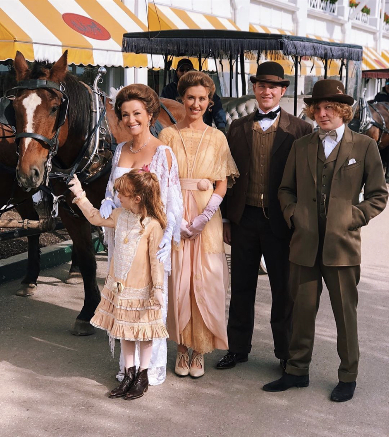 Jane Seymour and her family at the Grand Hotel 