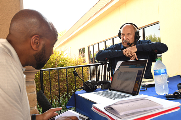 Norm & Donovan 6 DSC 4648 E