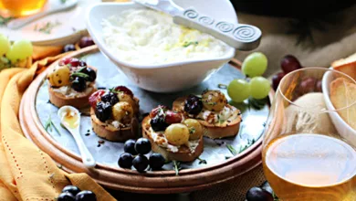 Roasted Grape Crostini Appetizer 1 Roasted Grape Crostini Appetizer