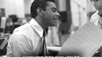 Singing legend Johnny Mathis still touring at 86 14 Thomas Tinseltown 0722 600x450 1
