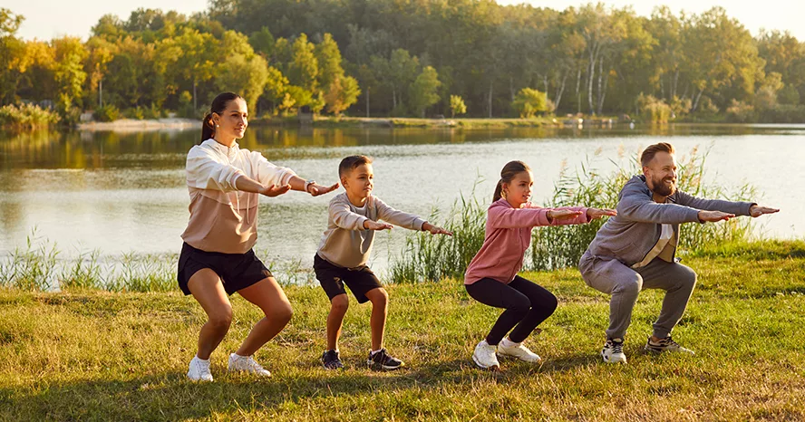 Family Exercise 685499305 W jpg