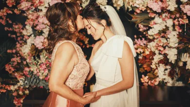 Wedding Tips for Mother of the Bride 3 Mother of the Bride Kissing the Forehead of the Bride