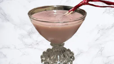 Raspberry Beret Cocktail 1 Mayfield cocktail 0524 780x470 1