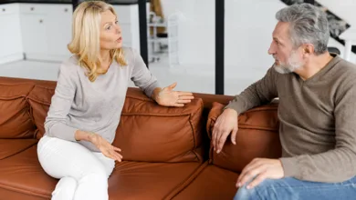 How to Reflect on Your Relationship 1 Couple Having a Conversation About their Relationship